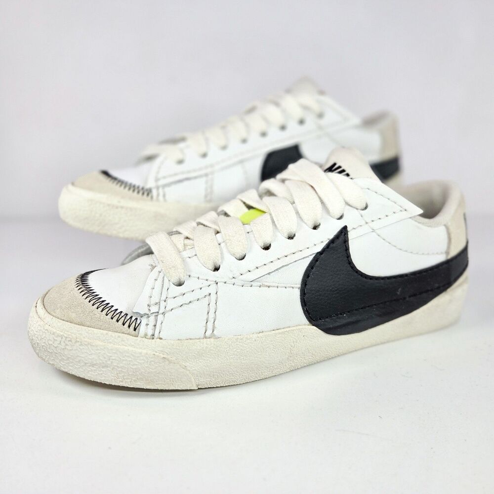 Nike Blazer Low ’77 Jumbo White Black DQ1470-101 Women’s Size 8.5